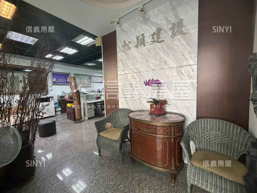 仁愛三青一樓★金店面房屋室內格局與周邊環境