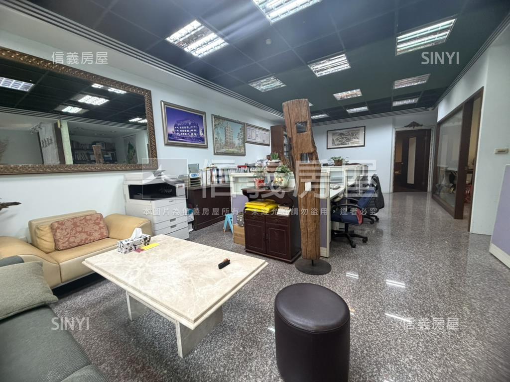 仁愛三青一樓★金店面房屋室內格局與周邊環境