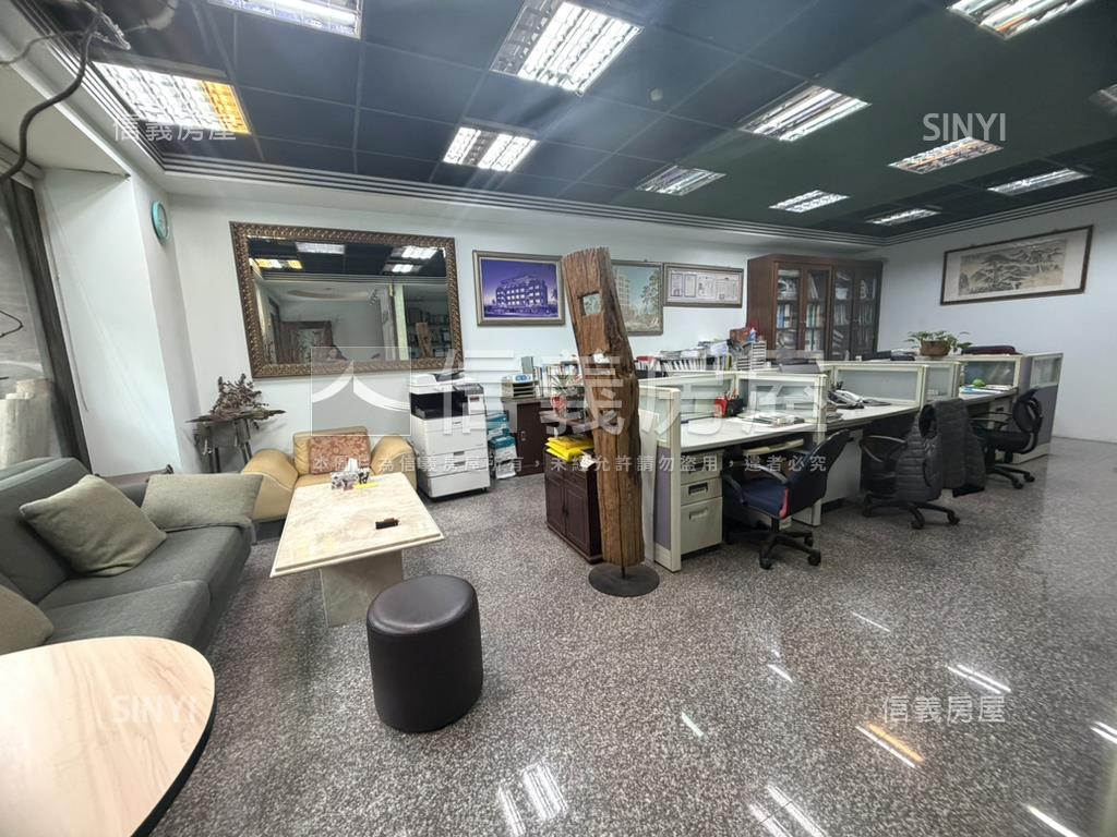 仁愛三青一樓★金店面房屋室內格局與周邊環境