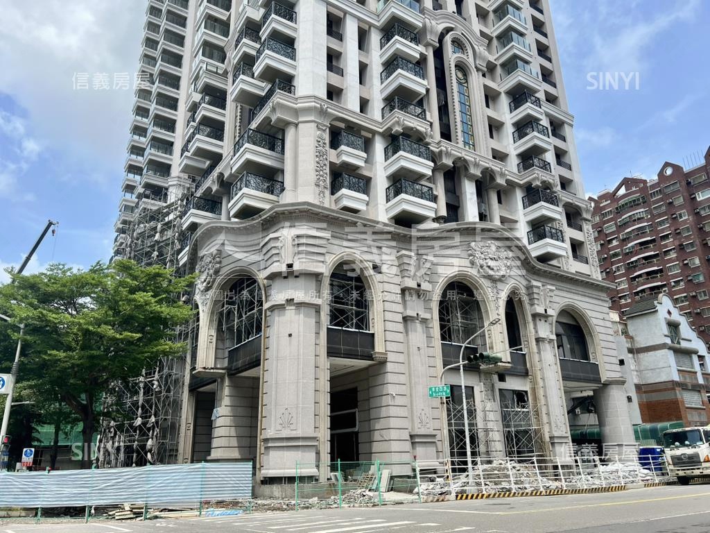 鉑愛悅～高樓層兩房有車位房屋室內格局與周邊環境