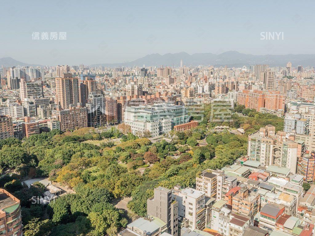 四號公園挑高華泰椰城房屋室內格局與周邊環境