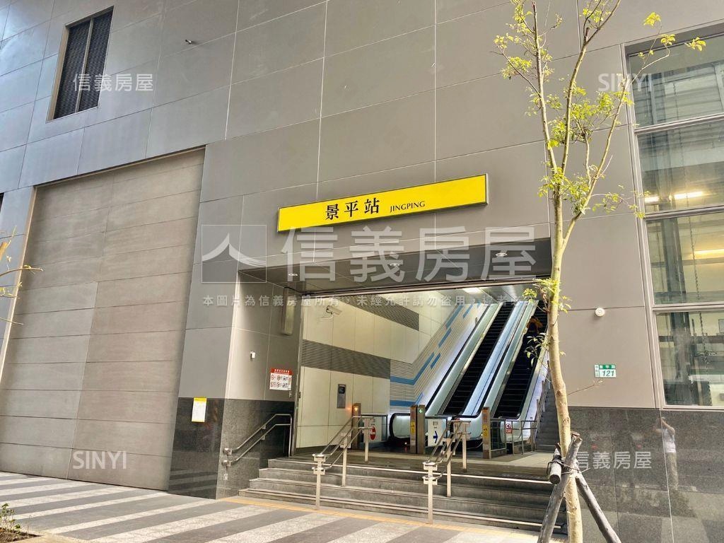 四號公園挑高華泰椰城房屋室內格局與周邊環境
