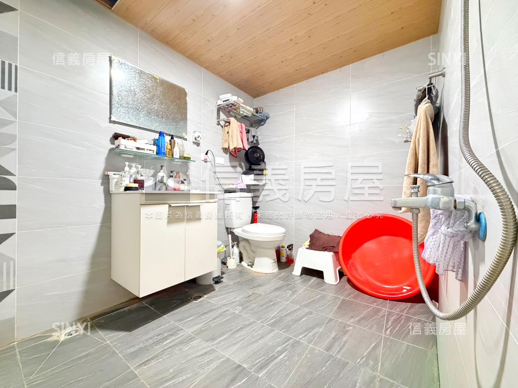 漫步河堤｜寬敞質感四房房屋室內格局與周邊環境