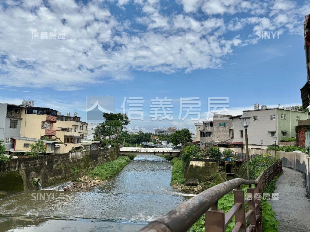 近龍岡森林公園金透天房屋室內格局與周邊環境