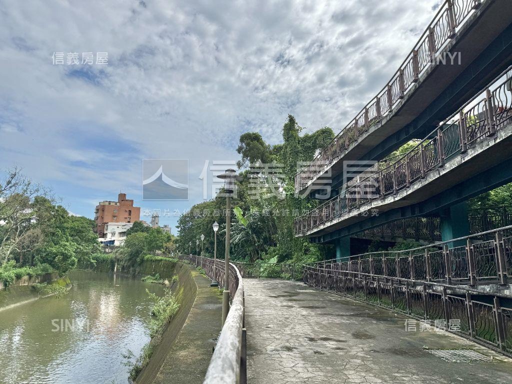 近龍岡森林公園金透天房屋室內格局與周邊環境