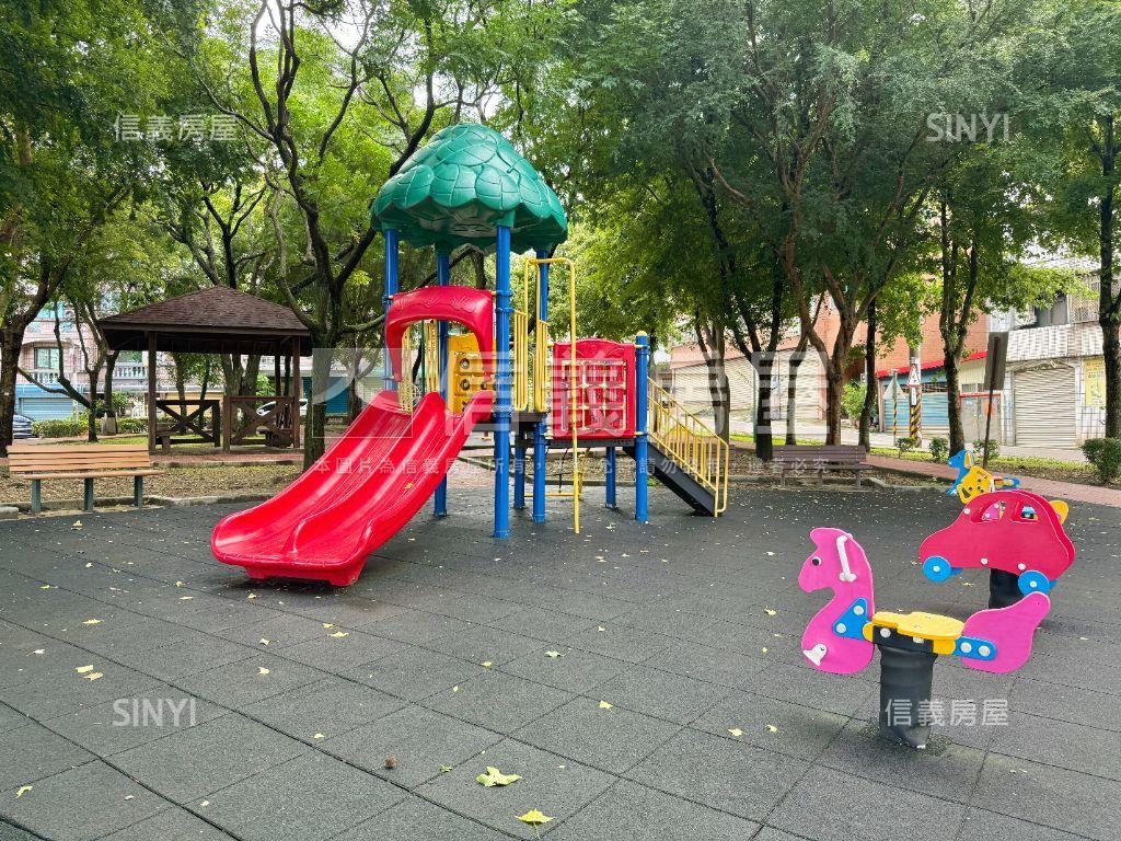 近龍岡森林公園金透天房屋室內格局與周邊環境