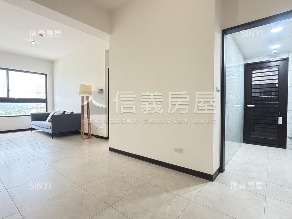 高鐵散步就到詠遇兩房車位房屋室內格局與周邊環境