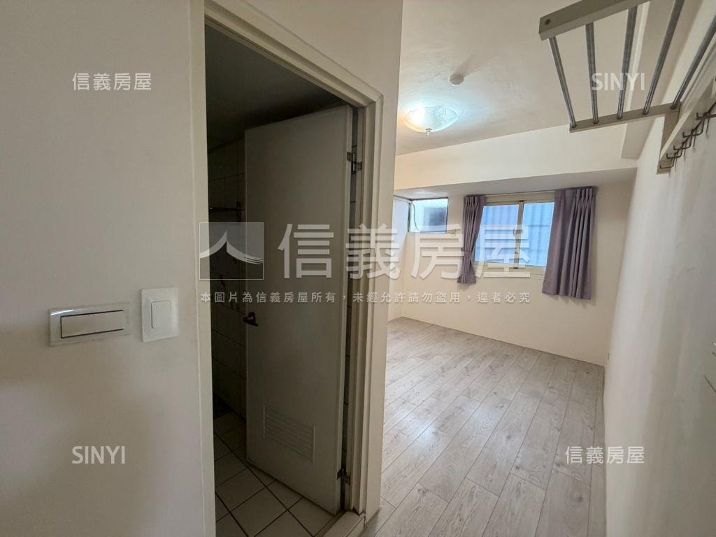 水湳三房機上車位前後陽台房屋室內格局與周邊環境