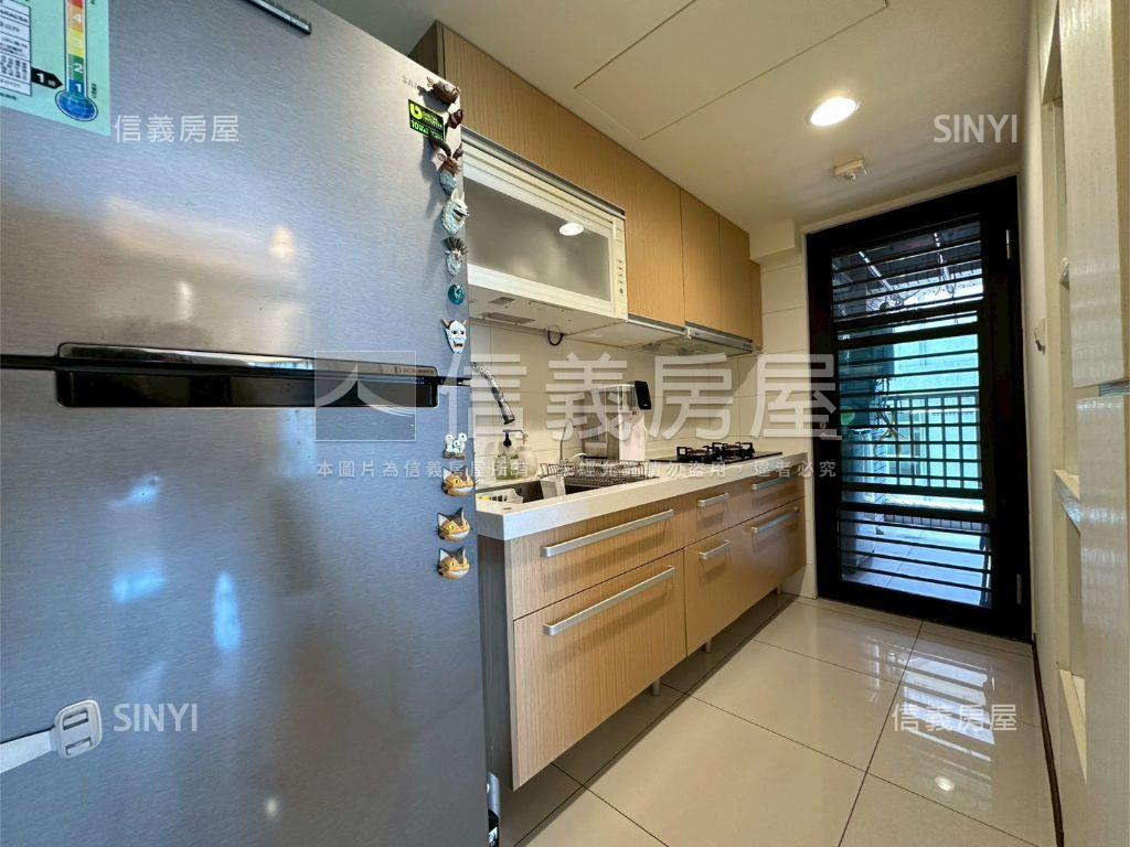 振翔美美兩房車位房屋室內格局與周邊環境