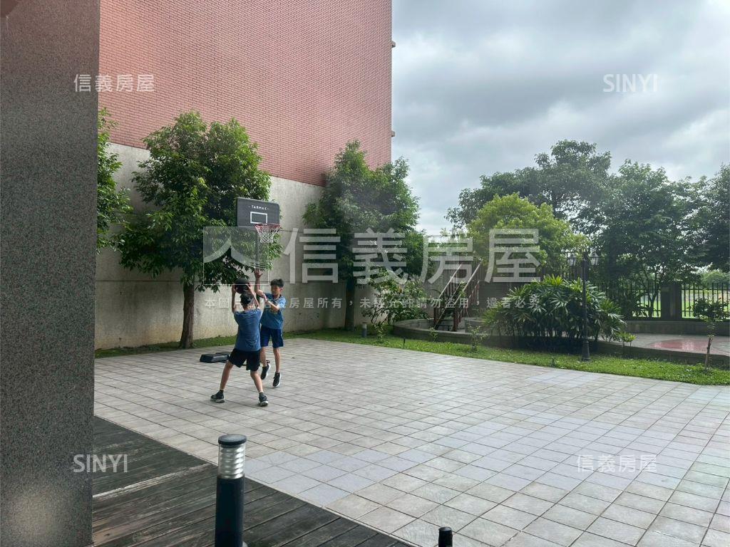 振翔美美兩房車位房屋室內格局與周邊環境