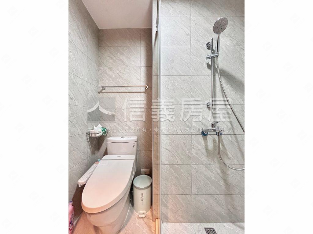 低總價三發嵐海輕奢工業風房屋室內格局與周邊環境