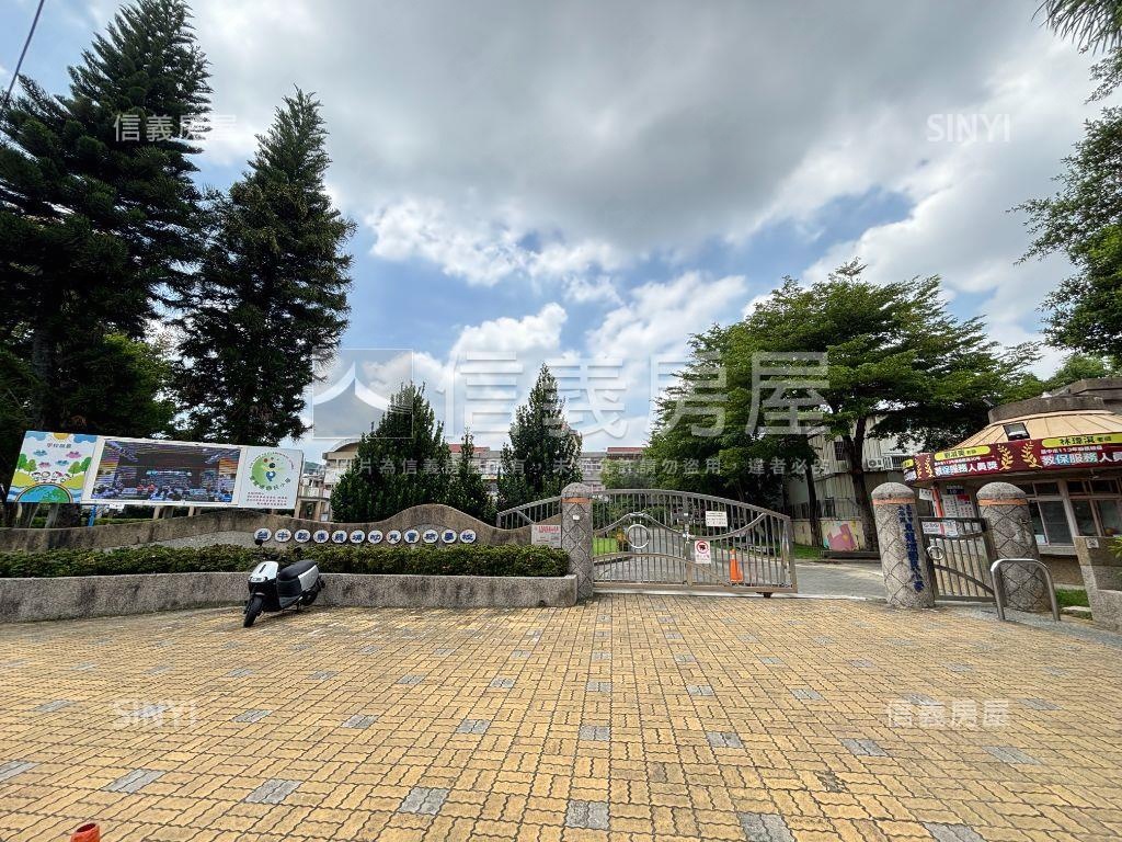 太平光興路臨路透天房屋室內格局與周邊環境
