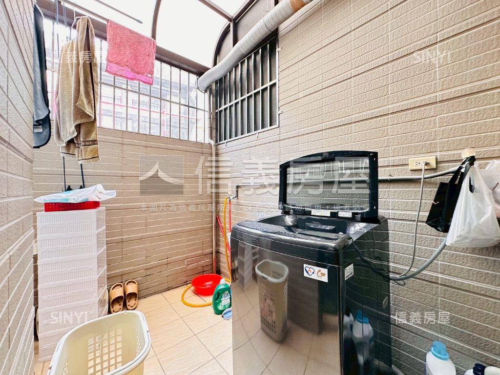 正塗城商圈震後邊間大透天房屋室內格局與周邊環境