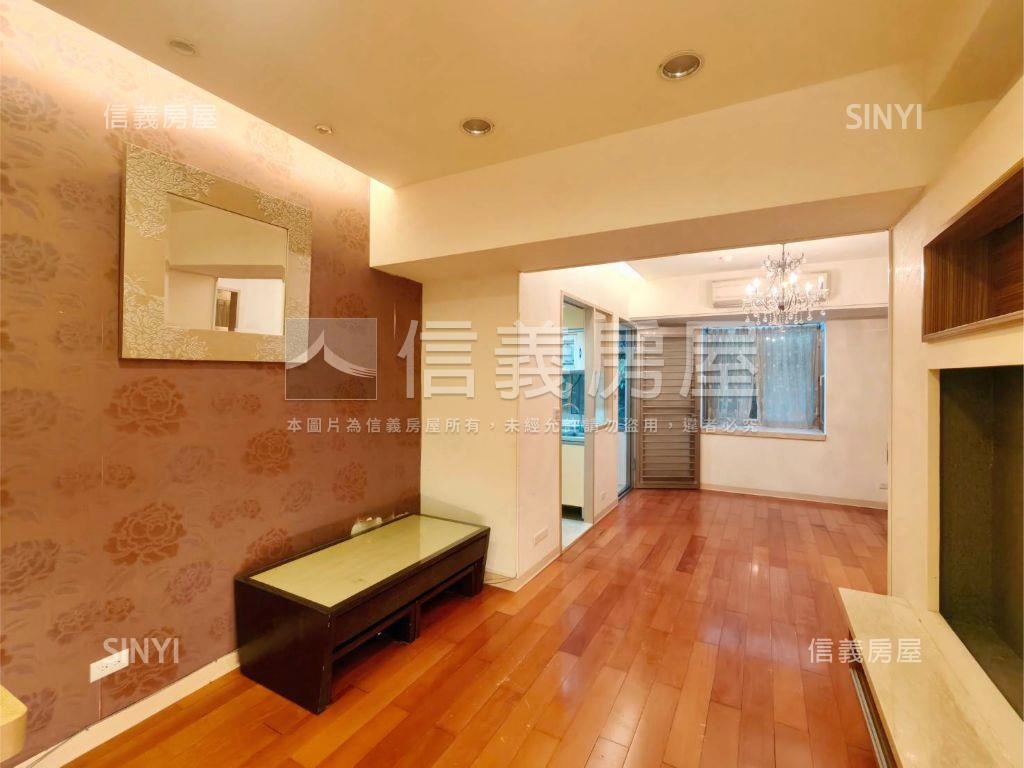 敦南好境四房車位房屋室內格局與周邊環境