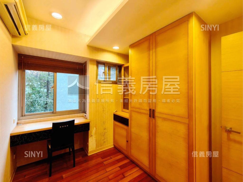 敦南好境四房車位房屋室內格局與周邊環境