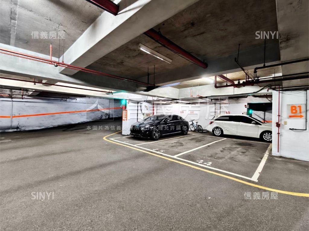 敦南好境四房車位房屋室內格局與周邊環境