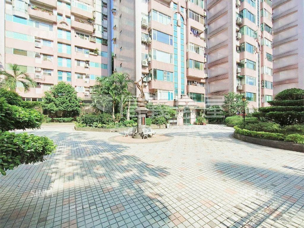 敦南好境四房車位房屋室內格局與周邊環境