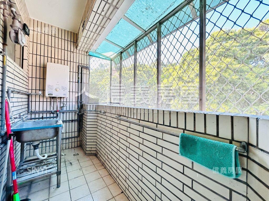稀有近大直高樓面綠景美寓房屋室內格局與周邊環境