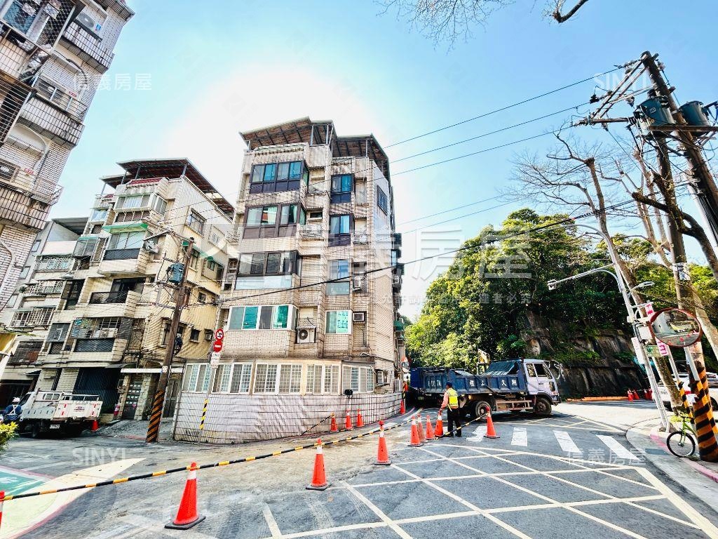 稀有近大直高樓面綠景美寓房屋室內格局與周邊環境