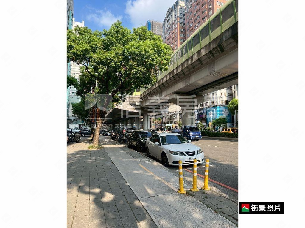 近捷運四維龍邦美套房房屋室內格局與周邊環境