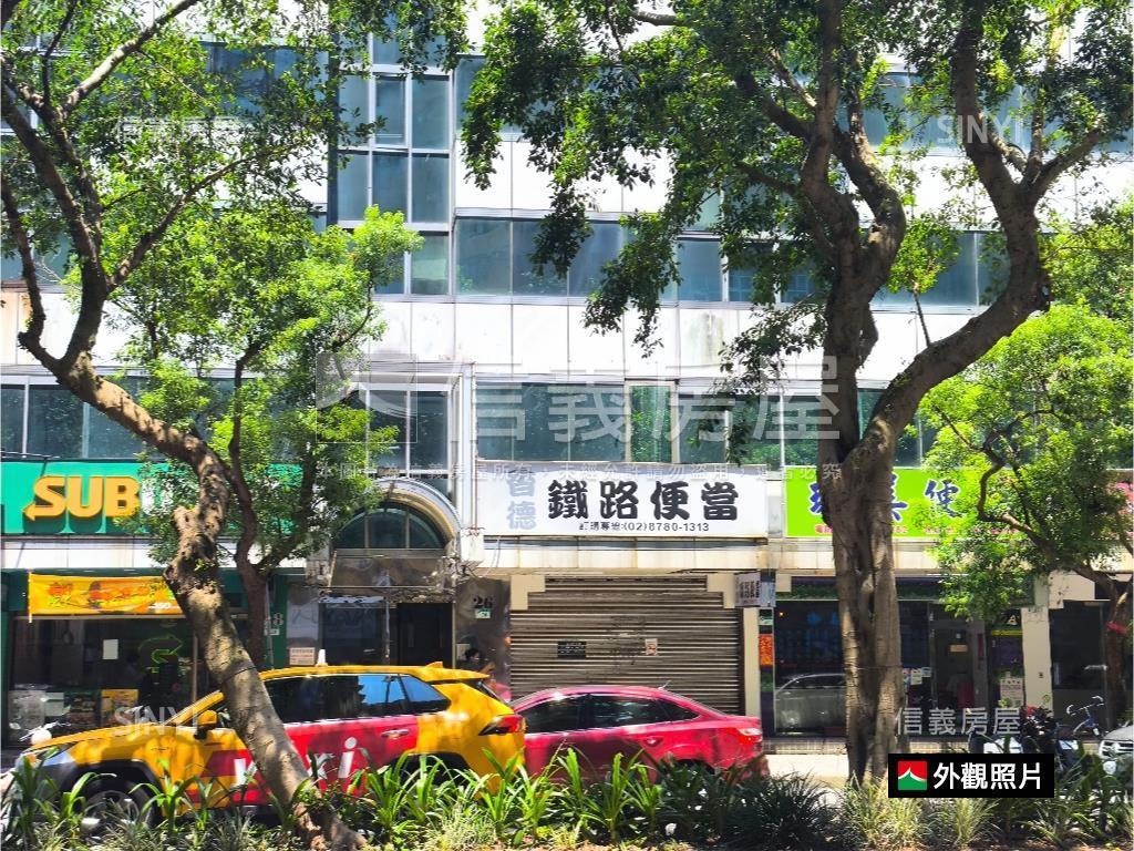 正松德路世貿國座黃金店面房屋室內格局與周邊環境