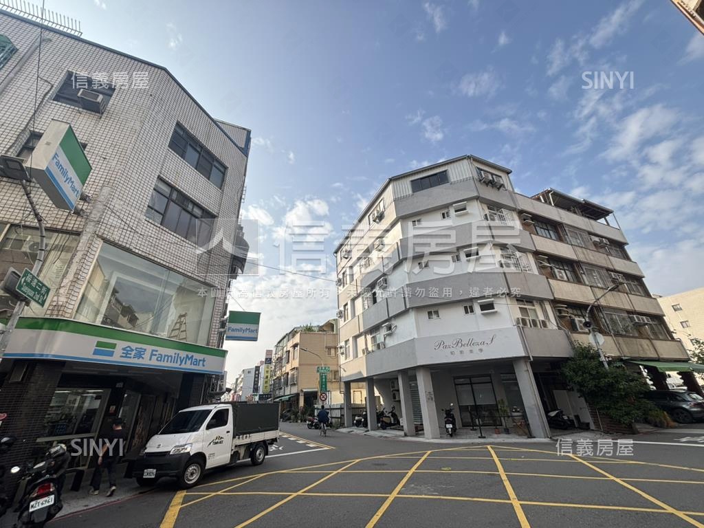 後驛捷運▲三角窗面寬透店房屋室內格局與周邊環境