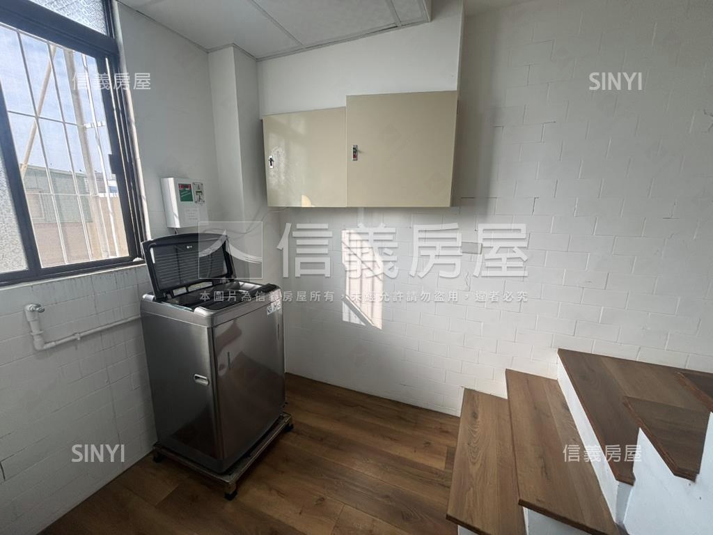 後驛捷運▲三角窗面寬透店房屋室內格局與周邊環境