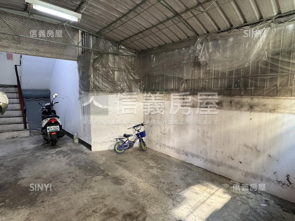 英明五權學區翻新美三房房屋室內格局與周邊環境