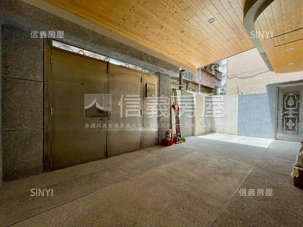 四號公園商圈一樓房屋室內格局與周邊環境