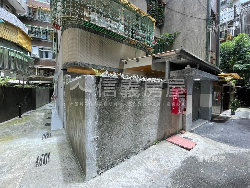 四號公園商圈一樓房屋室內格局與周邊環境