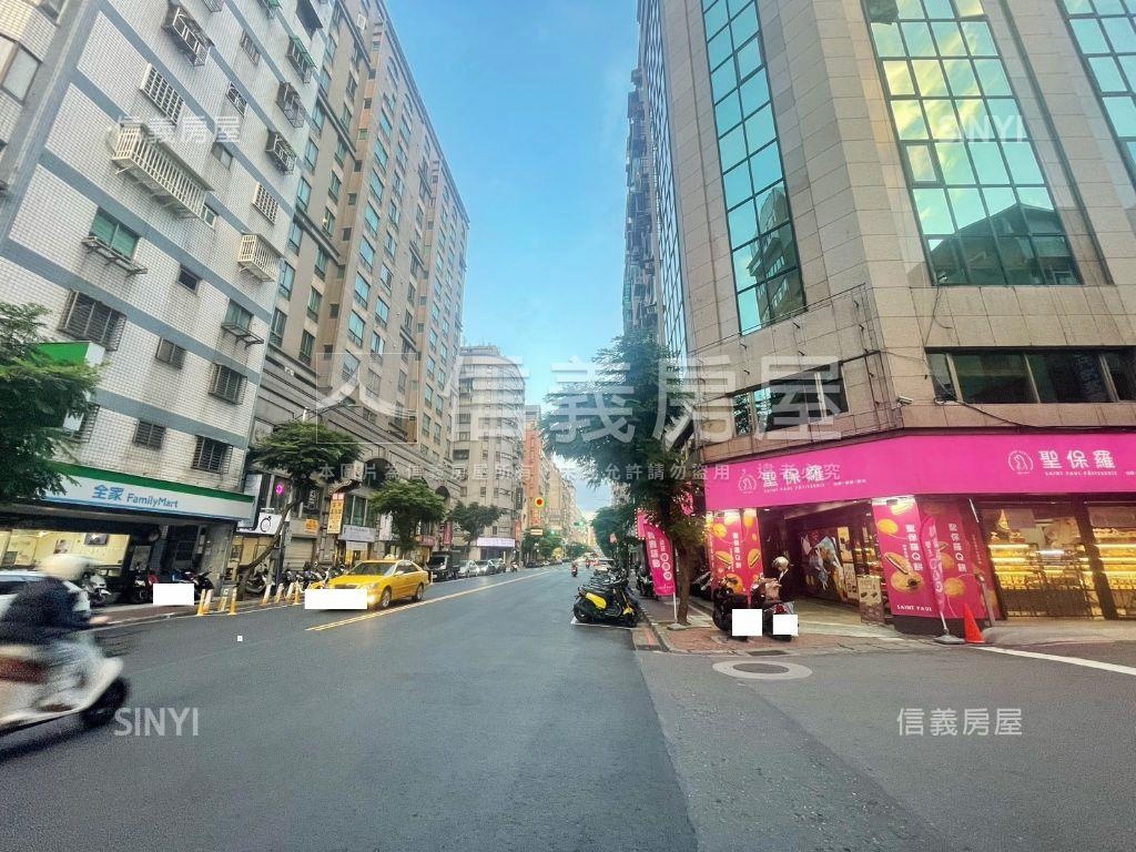 四號公園商圈一樓房屋室內格局與周邊環境