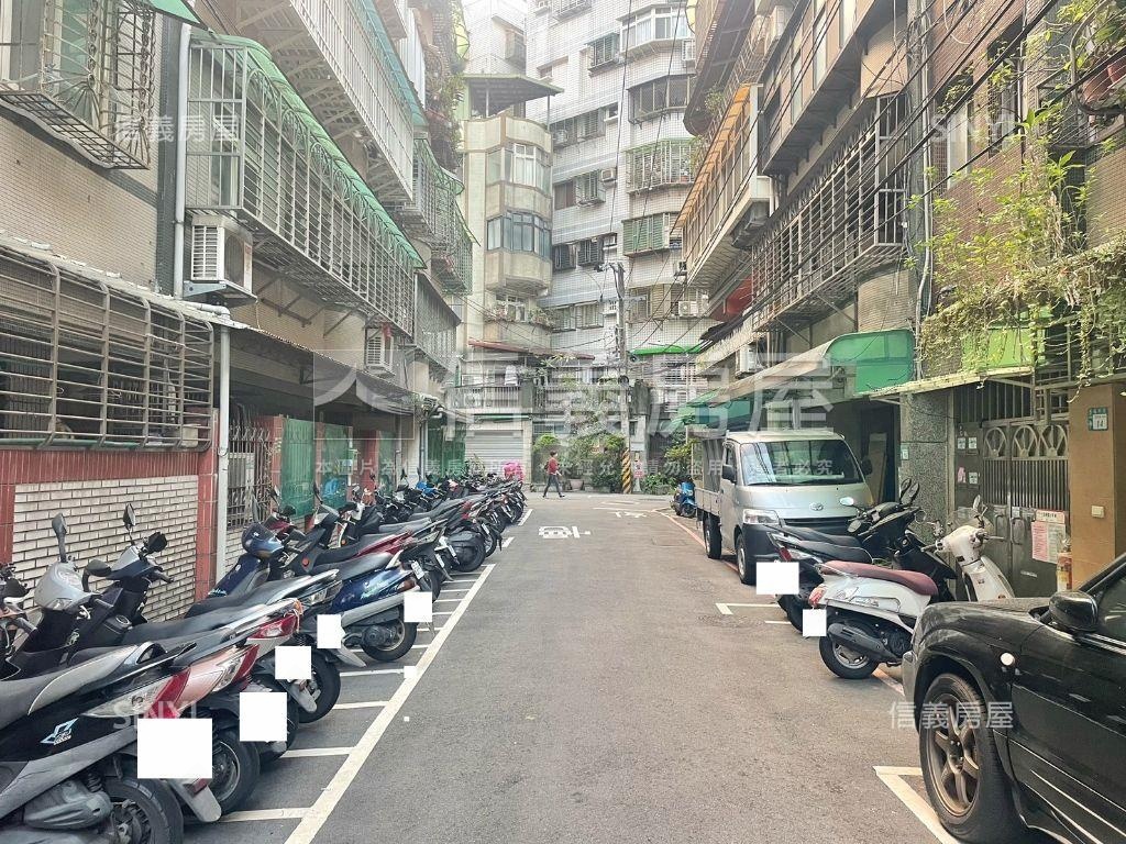 四號公園商圈一樓房屋室內格局與周邊環境