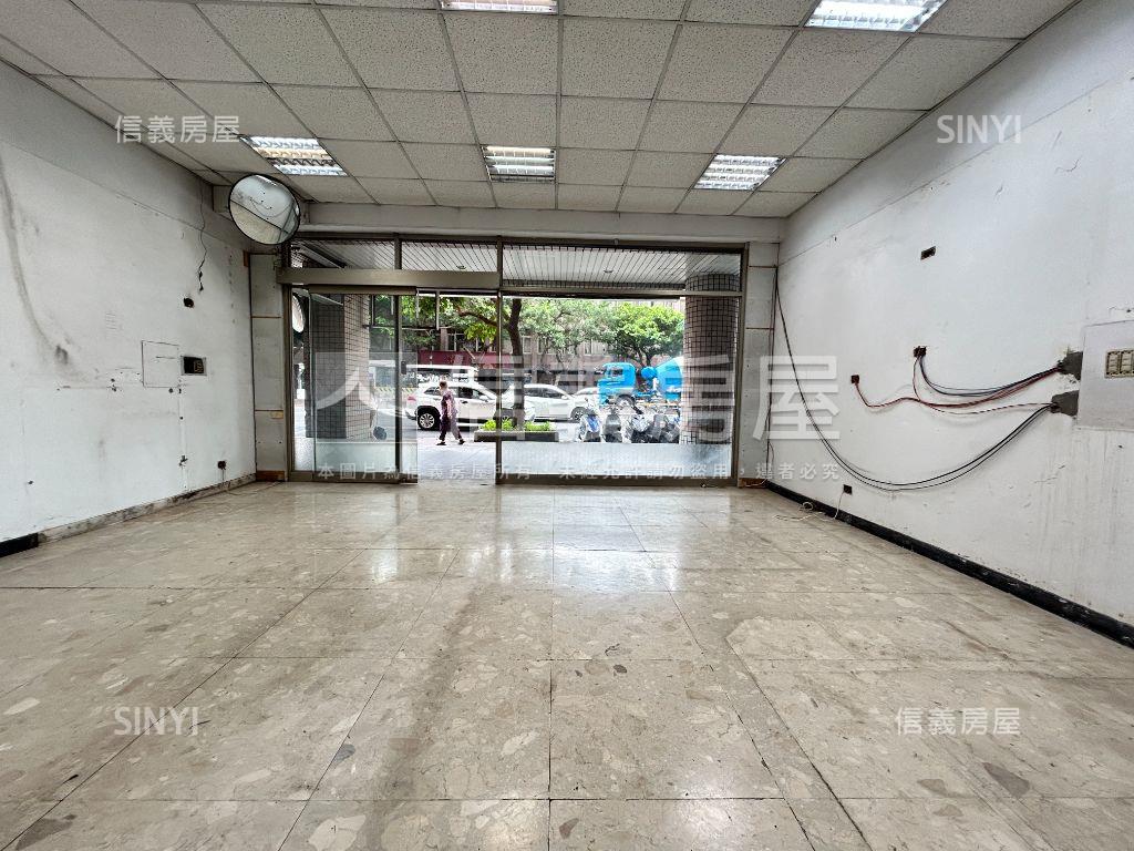 基隆路大面寬★店面房屋室內格局與周邊環境