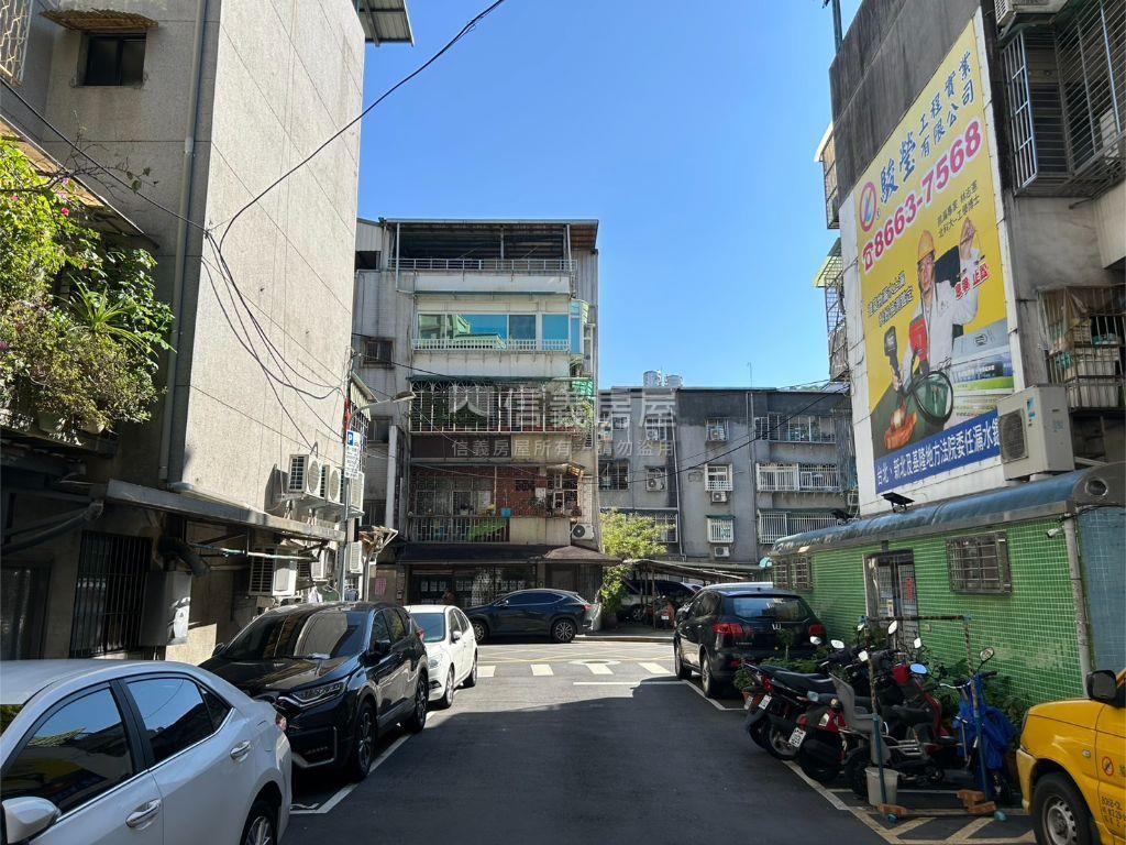 景華。靜巷方正二樓三房房屋室內格局與周邊環境