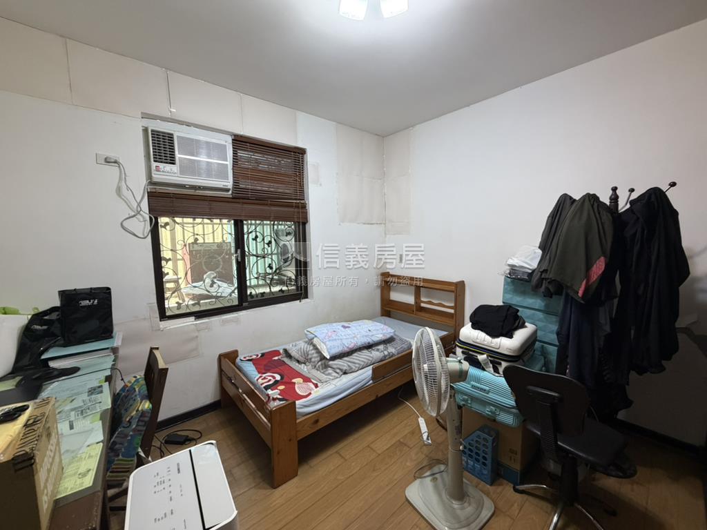 景華。靜巷方正二樓三房房屋室內格局與周邊環境