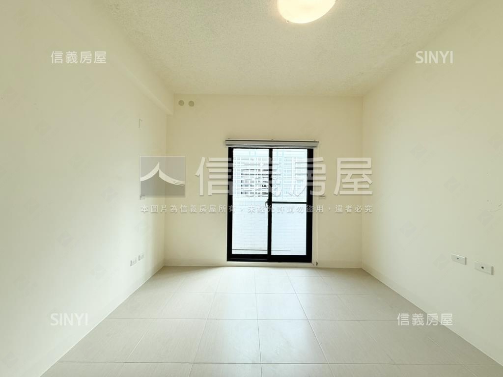 ＬＭ｜雙橡園面寬陽光墅房屋室內格局與周邊環境