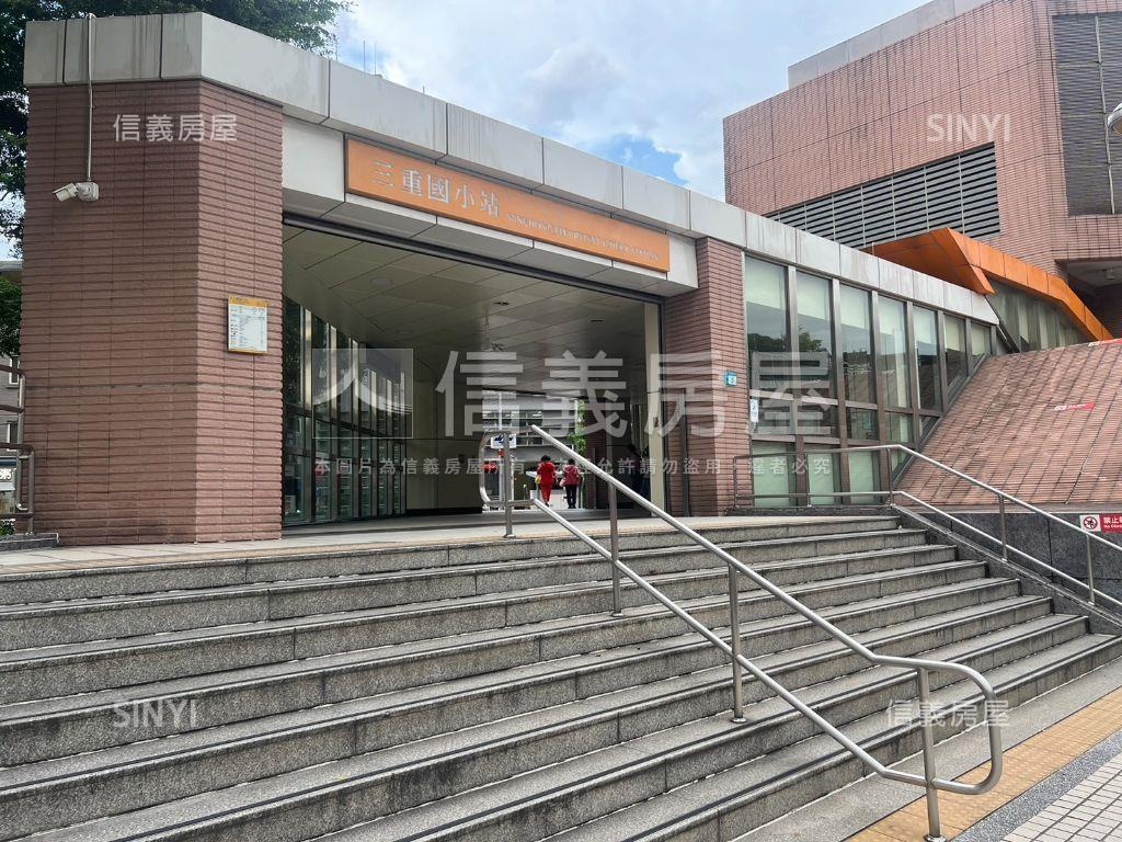 近捷運。精緻３樓美寓房屋室內格局與周邊環境