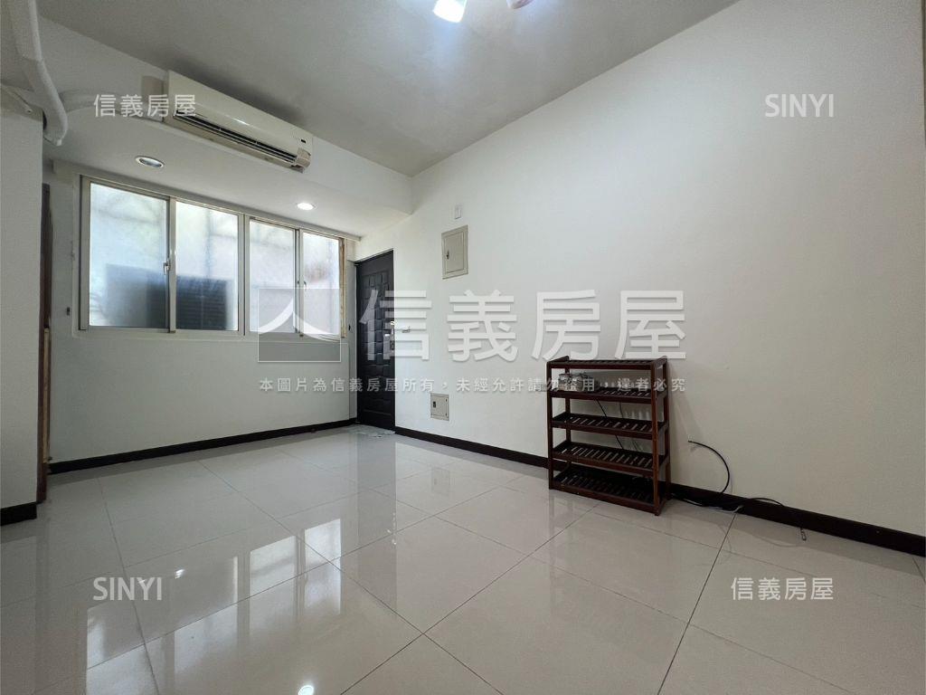 板橋車站免爬高公寓二樓房屋室內格局與周邊環境