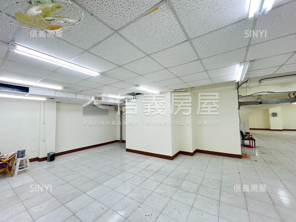 五甲瑞祥黃金大空間店面房屋室內格局與周邊環境