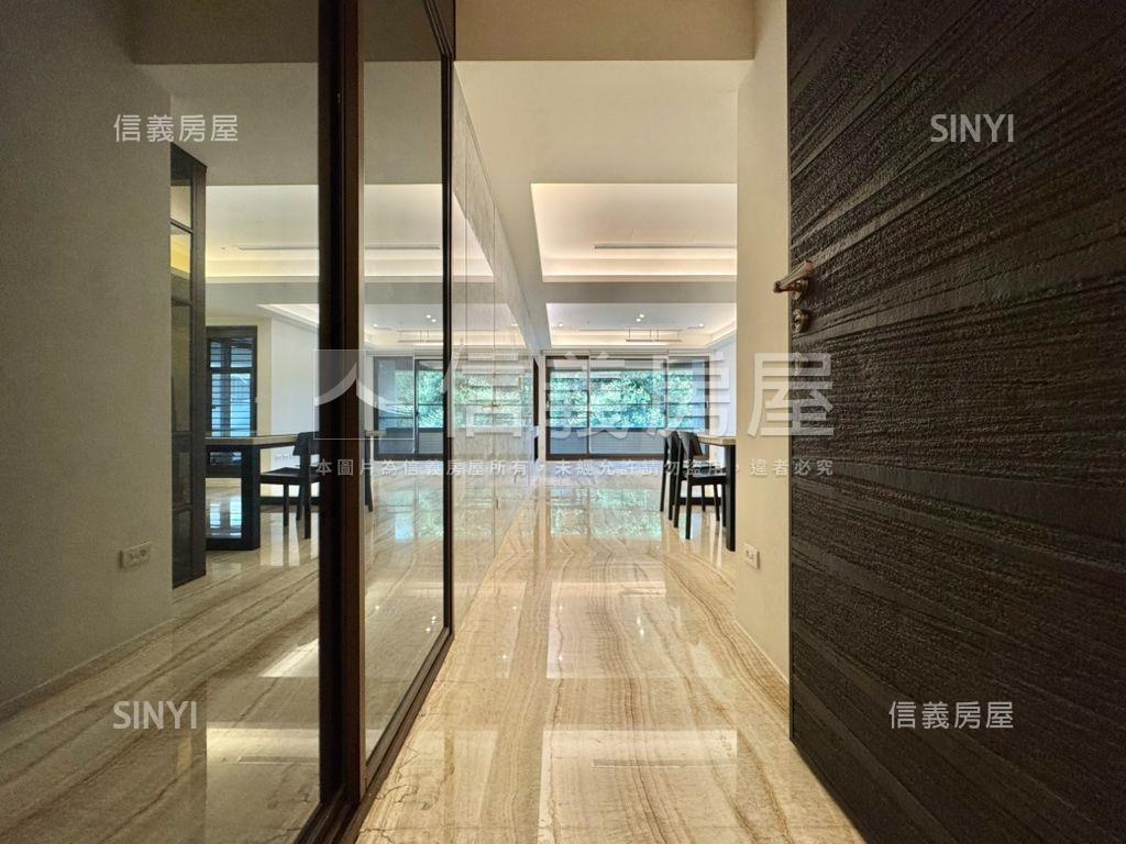 國泰金城稀有獨戶●雙露臺房屋室內格局與周邊環境