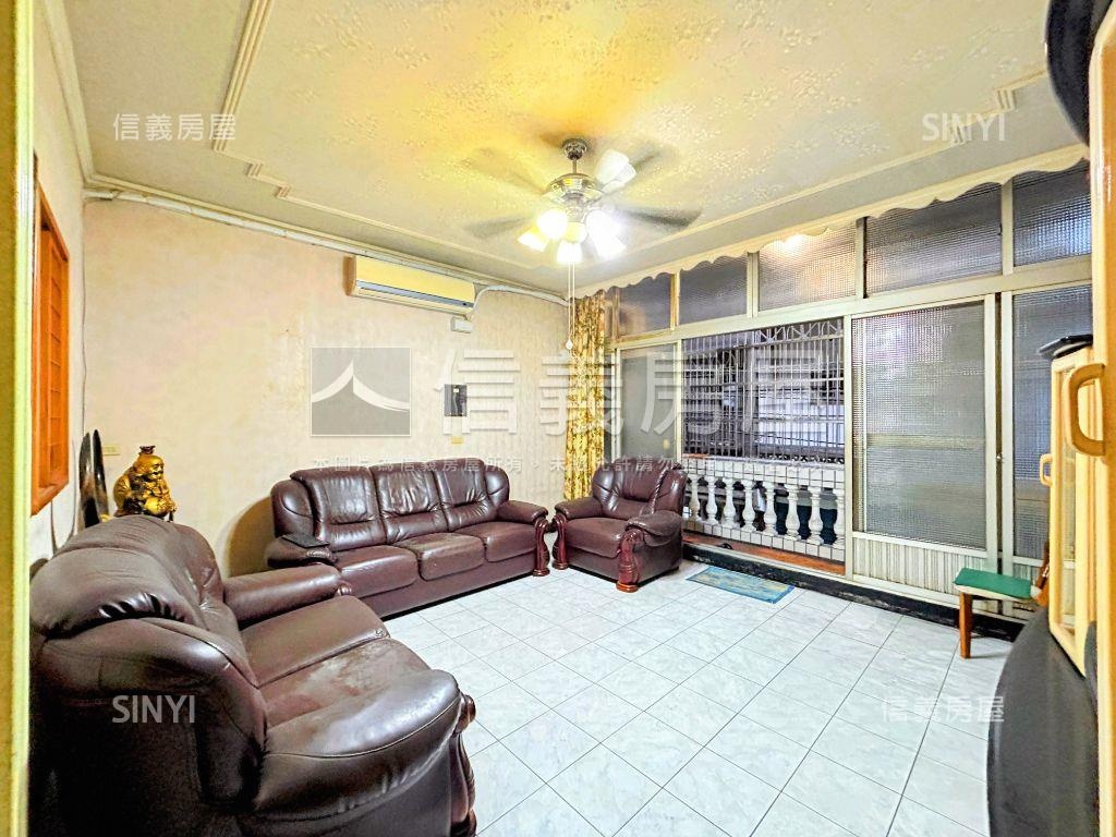 桃園巷口金透天限時開賣房屋室內格局與周邊環境