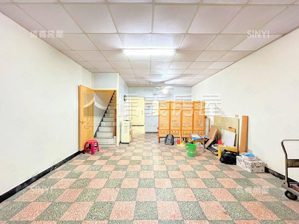 桃園巷口金透天限時開賣房屋室內格局與周邊環境