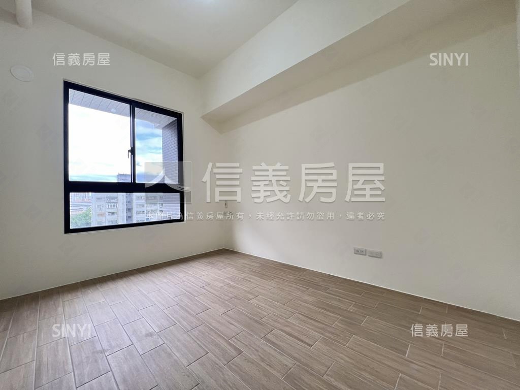 五子登科．璞玉兩房車位房屋室內格局與周邊環境