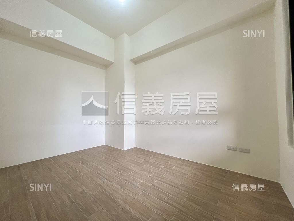 五子登科．璞玉兩房車位房屋室內格局與周邊環境