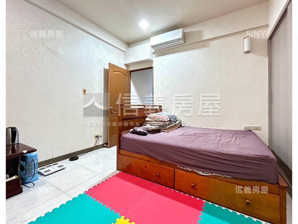 亞灣捷運旁中山首府金店住房屋室內格局與周邊環境