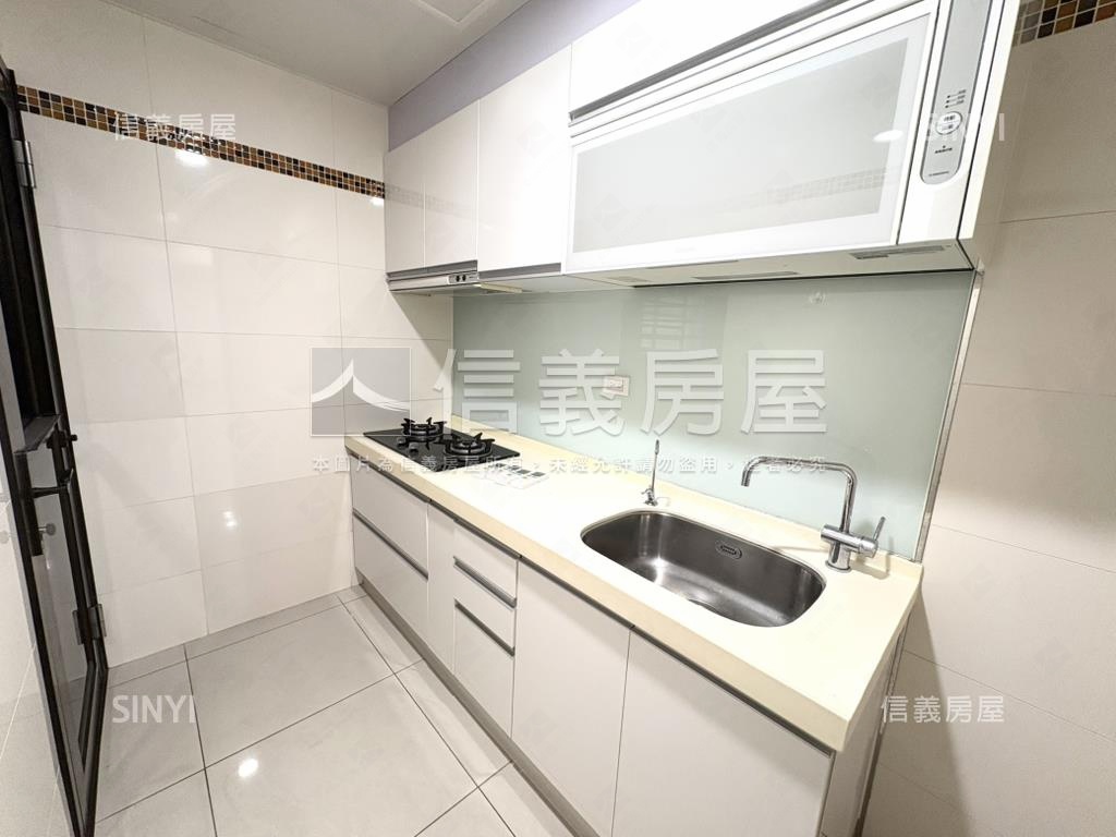 重劃區高陞４房車位房屋室內格局與周邊環境