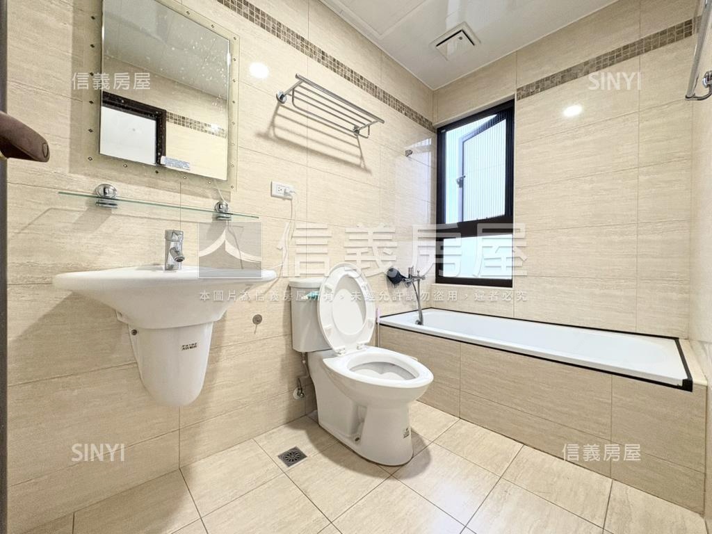 重劃區高陞４房車位房屋室內格局與周邊環境