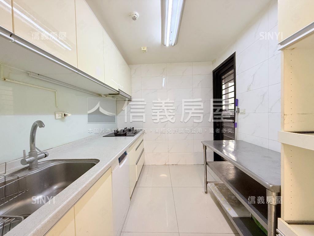 夏木人文三房房屋室內格局與周邊環境