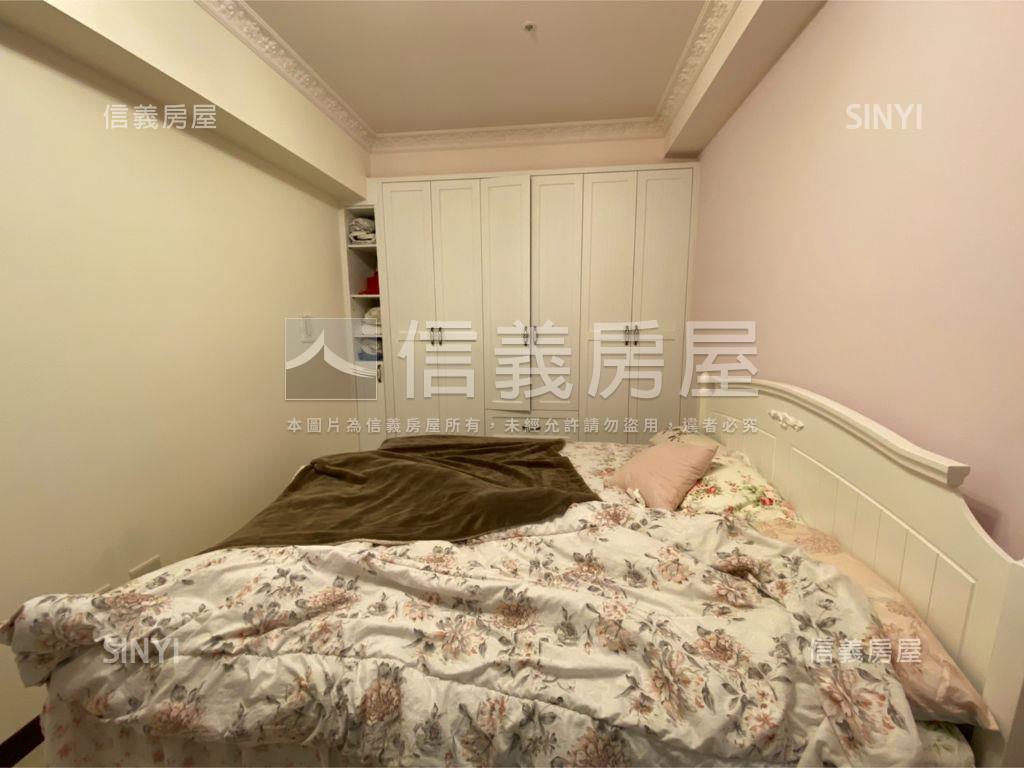 赫里翁臻愛美裝潢兩房車位房屋室內格局與周邊環境