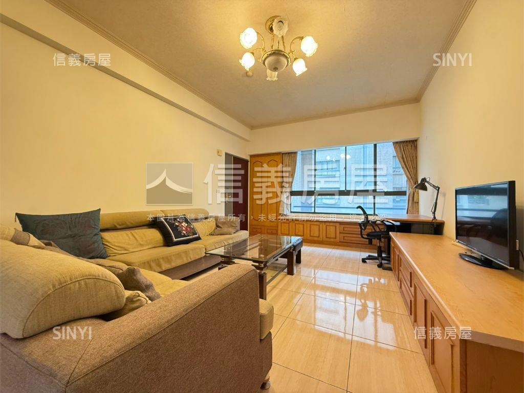 強！五期震後三房Ｂ１平車房屋室內格局與周邊環境